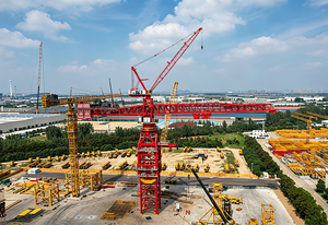 <span class=keywords><strong>Grue</strong></span> à flèche plate de 760 tonnes et 23000 tonnes de charge utile, modèle XGT23000-760S, la plus grande pour la construction de ponts - Product Image 2