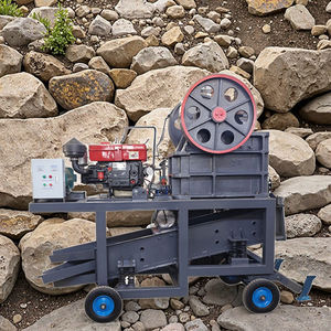 Betaalbare PE200 * 300 draagbare kaakbreker met zeef voor het vermalen van zand en steen - Product Image 1