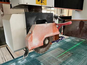 19% Discount 5 Axis Saw Bridge 1632 2040 CNC 5axis Saw Professional Wet Tile Stone Cutter Granite Cutting <b>Machine</b> - Product Image 5