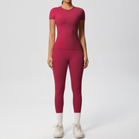 En stock, Ensemble deux pièces mi-longue ajusté, couleur unie, double face brossée, respirant, en Spandex/Nylon, infroissable, pour l'exportation