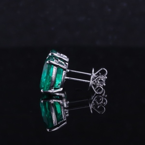 Starsgem 18K or blanc laboratoire émeraude couleur colombienne ovale 8X10mm clous d'oreille femmes boucle d'oreille - Product Image 4