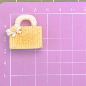 Nuevo lindo 100 unids/lote surtido colorido Bowknot cesta bolso <span class=keywords><strong>de</strong></span> mano adornos figuritas para llavero DIY decoración artesanal - Product Image 1