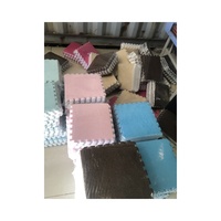 Tapis carré moderne en peluche épissé, fait main, en mousse de polyester, antimicrobien, antidérapant, lavable, pour bébé, vente chaude usine