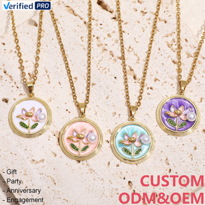 CAIOOCHE Nuevo Collar con Colgante Floral de Moda, Cadena de Acero Inoxidable con Perlas, Regalo para el Día de <span class=keywords><strong>la</strong></span> Madre - Product Image 1