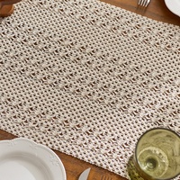 Chemin de table moderne en coton et lin tissé, motif ajouré simple, avec pompons, durable, lavable, pour la maison, l'hôtel, les banquets et les tables à manger