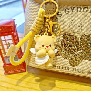 Nouveau porte-clés en silicone sur le thème de l'ours pour couple - Accessoires de couple doux et affectueux qui se vendent bien - Product Image 1