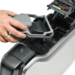 Impresora de tarjetas <span class=keywords><strong>Zebra</strong></span> ZC300 300dpi Impresora de tarjetas de Pvc de doble cara Impresora de escritorio de tarjetas de identificación de una o doble cara - Product Image 5