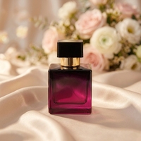 Bouteille de parfum vide en verre transparent OEM rectangulaire coloré de haute qualité de 50 ml Fujian avec pulvérisateur à pompe de boîte-cadeau