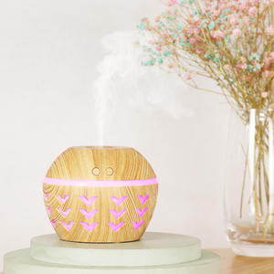 Mini humidificateur YX-001V, grain de bois foncé, alimenté par USB, minuterie de 2 à 8 heures, purificateur d'air domestique avec veilleuse colorée - Product Image 4