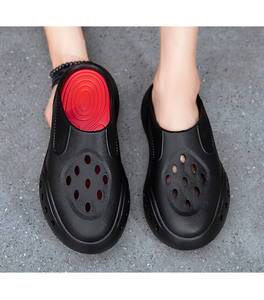 Sandalias Personalizadas Unisex Impermeables y Transpirables con Suela Suave para el Hogar, Calzado para Hombre, <span class=keywords><strong>Zuecos</strong></span> de Playa de Doble Color - Product Image 6