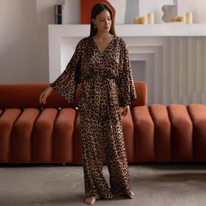 Imprimé léopard à manches longues pantalon pyjamas ensemble 2025 automne et hiver nouvelle <span class=keywords><strong>Robe</strong></span> à lacets confortable maison porter femmes - Product Image 4