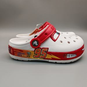 <span class=keywords><strong>T</strong></span>-<span class=keywords><strong>shirt</strong></span> King Mcgreen Star Cartoon 95 Car Clogs Flashing Lights Outdoor Casual Sandal Non-Slip Beach Tee Couple Children <span class=keywords><strong>T</strong></span>-<span class=keywords><strong>shirt</strong></span> - Product Image 3