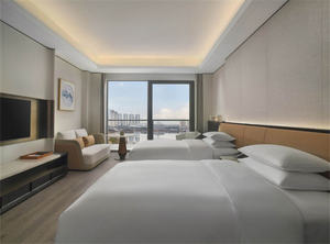 Juego de Muebles de Dormitorio de Hotel Moderno de Lujo de 5 Estrellas, Cama de Madera Resistente al Agua con Marco Personalizado, Tamaño Queen/King, Sofá, Mesa de Centro, Escritorio - Product Image 6