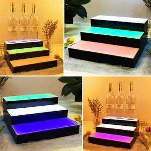 Rak peraga anggur LED kustom multifungsi Stan tampilan lampu batang akrilik lampu 3 Tingkat rak tampilan minuman anggur berdiri