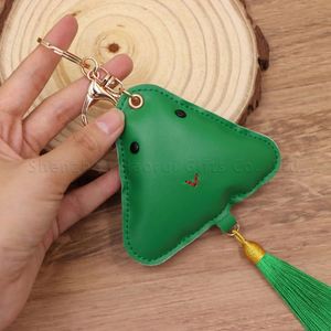 Encantador Colgante Triangular de Cuero PU con Borla, Bonito Colgante Hinchado Zongzi Bordado para Llavero, Bolso, Mochila y Accesorio para Coche - Product Image 3