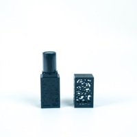 Nouveau design prix de gros 3D Style chinois rétro creux rouge à lèvres Tube baume à lèvres conteneur en plastique cosmétique emballage