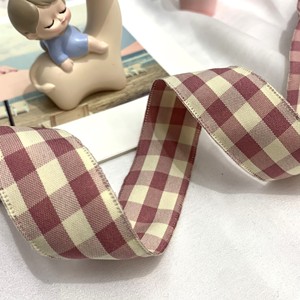 Cinta de tela a cuadros beige de doble cara - Cinta de estilo británico para accesorios textiles y embalaje de regalos - Product Image 3