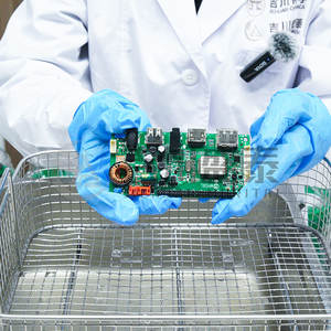 Nettoyant pour circuits imprimés à prix de gros – Produits chimiques économiques de protection contre la rouille pour boîtiers de distribution électrique - Product Image 1