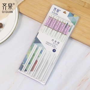 <span class=keywords><strong>Palillos</strong></span> blancos de 2 colores de stock, <span class=keywords><strong>palillos</strong></span> de 27cm con <span class=keywords><strong>nombre</strong></span>, juego de regalo, <span class=keywords><strong>palillos</strong></span> de fibra de vidrio de colores de plástico marfil de aleación para 2 personas - Product Image 2