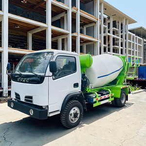 建設業界の混合および輸送ニーズのための統合された自動積載ディーゼル火炎放射性ディーゼルコンクリートトラック - Product Image 3