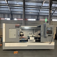 Machine à fileter les tuyaux CNC Qk1332, robuste, à gros alésage, pour le secteur pétrolier