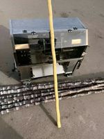 Hoogproductieve automatische suikerriet- en fruitreinigings- en schilmachine met hoge efficiëntie en gemotoriseerd ontwerp