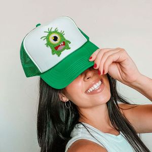 Nouvelle conception de patch brodé à appliquer au fer, motif de petit monstre mignon, pour la décoration de chapeaux et de vêtements - Product Image 6