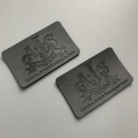 Étiquettes à coudre en similicuir microfibre, patchs en daim doux, logo de marque personnalisé thermocollant pour chapeaux et sacs