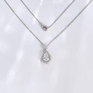 Collares y Colgantes <span class=keywords><strong>de</strong></span> Oro Blanco <span class=keywords><strong>de</strong></span> 18K con Diamantes Cultivados en Laboratorio, Diseño <span class=keywords><strong>de</strong></span> Pera y Estrella, Elegantes y Finos, para Mujer, Cadenas con Dijes <span class=keywords><strong>de</strong></span> Diamantes - Product Image 3