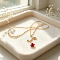 Collier pendentif rose rouge, design floral, bijoux pour femmes, à porter au quotidien, pour une tenue de rendez-vous, cadeau de la Saint-Valentin, livraison rapide
