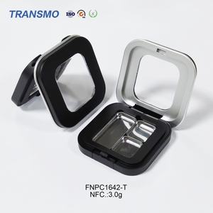 พาเลทอายแชโดว์ 4 ช่อง รุ่นขายดีปี 2025  แบบกำหนดเองได้  บรรจุภัณฑ์เปล่าทรงสี่เหลี่ยม สำหรับใส่เครื่องสำอางแบบใช้แล้วทิ้ง - Product Image 6