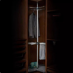 Perchero de Esquina Giratorio de 360 Grados con Estantes para Pantalones y Organizador - Product Image 1