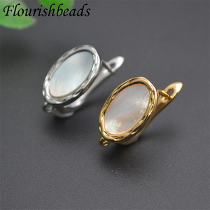 Vente en gros bonne qualité antirouille couleur or naturel vadrouille coquille ovale Shvenzy boucles d'oreilles crochets résultats pour la fabrication de bijoux - Product Image 1