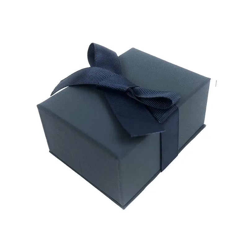 Boîte d'emballage cadeau de bijoux prête à être expédiée coffret cadeau bleu foncé coffrets cadeaux de bijoux avec ruban et poignée