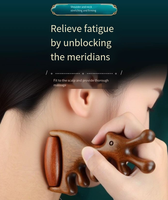 Outil de massage Gua Sha personnalisé en forme de cerf pour le cuir chevelu et le corps, en bois de santal naturel, pour drainage lymphatique et lifting du menton