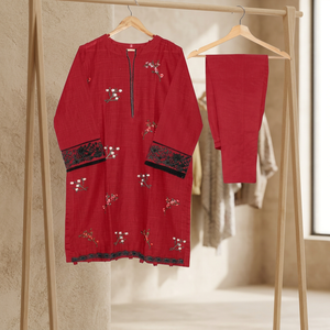 Kurta / Kurti en soie lourde brodée, style ethnique indien et pakistanais, pour femmes, tenue décontractée, en tissu lawn - 1899 $ maintenant 1749 $ - Product Image 3