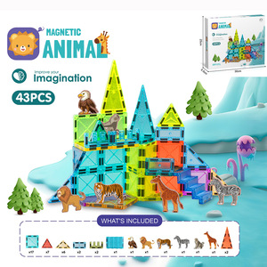 Tuiles magnétiques Château d'animaux 3D, blocs de construction magnétiques transparents avec figurines d'animaux, jouet éducatif STEM pour l'apprentissage créatif, cadeau - Product Image 3