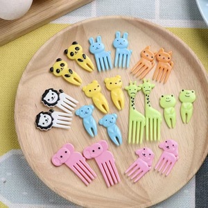 Mini Tenedor de fruta de comida encantadora portátil, tenedor de postre de fiesta abastecido de fábrica para Tenedor de verduras para niños, cubiertos, vajilla de plástico - Product Image 3