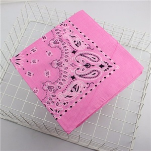 Bandana personnalisée avec motif sur mesure, foulard multifonctionnel pour la tête et le cou, directement de l'usine - Product Image 4