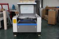 Máquina de Gravação e Corte a Laser CO2 Refrigerada a Água 900*600mm para Acrílico, Madeira, Compensado e Couro