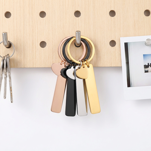 Porte-clés en acier inoxydable avec impression UV, durable, accessoire de mode Y2K, coffret cadeau pour les amoureux de la génération Z et du streetwear - Product Image 2