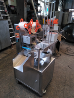 Machine de remplissage et de scellage de tasse d'eau industrielle professionnelle Machine de cachetage et scellant de tasse industriel pour l'atelier de boisson alimentaire