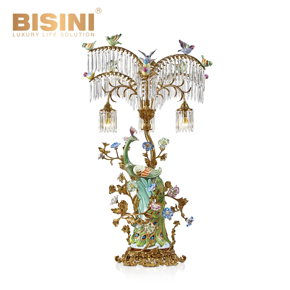 Lampu Meja Merak Hijau Dekoratif Eropa, Dekorasi Kerajinan Kreatif Dicat Tangan Pencahayaan Tembaga Porselen