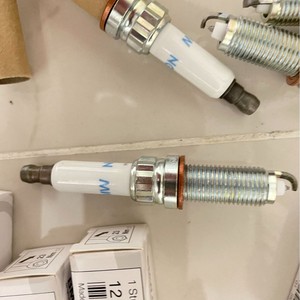 Para bujías originales de alta potencia <span class=keywords><strong>BMW</strong></span> modelo 12120039664 para 320i 328i 428i 528i X5 X6 X7 nueva condición - Product Image 3