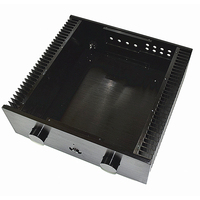 Boîtier audio en aluminium anodisé noir usiné avec précision par CNC, châssis métallique personnalisé avec dissipateur de chaleur intégré pour amplificateur