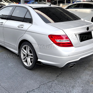 ชุดแต่งรอบคันสำหรับ Mercedes Benz C-Class W204 AMG Line ปี 2008-2014 สปอยเลอร์กันชนหลัง ลิปสปลิตเตอร์ ฝาครอบดิฟฟิวเซอร์หลัง อุปกรณ์ตกแต่งรถยนต์ - Product Image 3