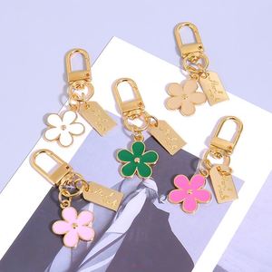 พวงกุญแจดอกเดซี่ขายส่ง - จี้ดอกไม้โลหะผสมสังกะสี น่ารัก สไตล์การ์ตูน สำหรับตกแต่งกระเป๋า - Product Image 2
