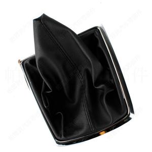 ฝาครอบหัวเกียร์ฟอร์ด โฟกัสหนังสีดำล้างทำความสะอาดได้ชิ้นส่วนหุ้มเกียร์รถยนต์ Clh71103780 - Product Image 2