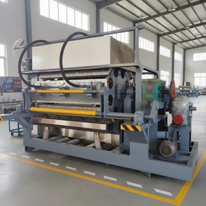 Machine de moulage de barquettes à œufs en pâte à papier contrôlée par PLC, 5000 pièces/heure, avec pompe et <span class=keywords><strong>moteur</strong></span> de séchage, entraînée par <span class=keywords><strong>moteur</strong></span>, prix usine - Product Image 1