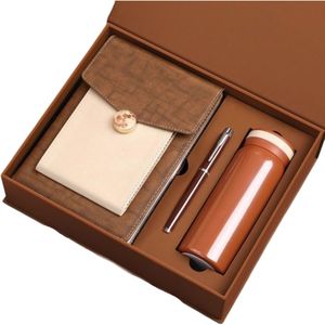 Ensemble cadeau de carnet de notes mobile personnalisé avec logo, journal avec compartiment pour <span class=keywords><strong>téléphone</strong></span> pour événements d'entreprise et cadeaux d'affaires - Product Image 1